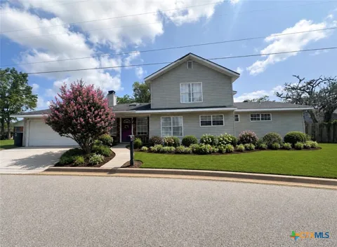 1104 Moss Lane