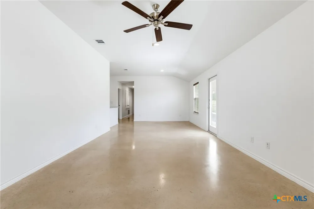 102 Lost Trail #B Copperas Cove, TX 76522