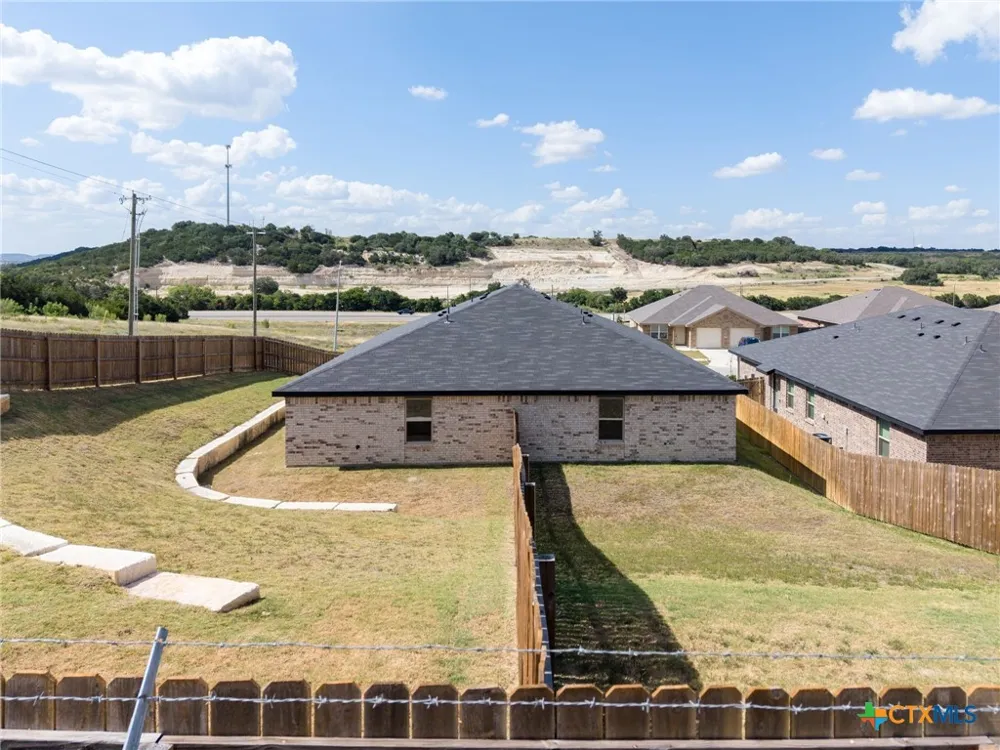 102 Lost Trail #B Copperas Cove, TX 76522