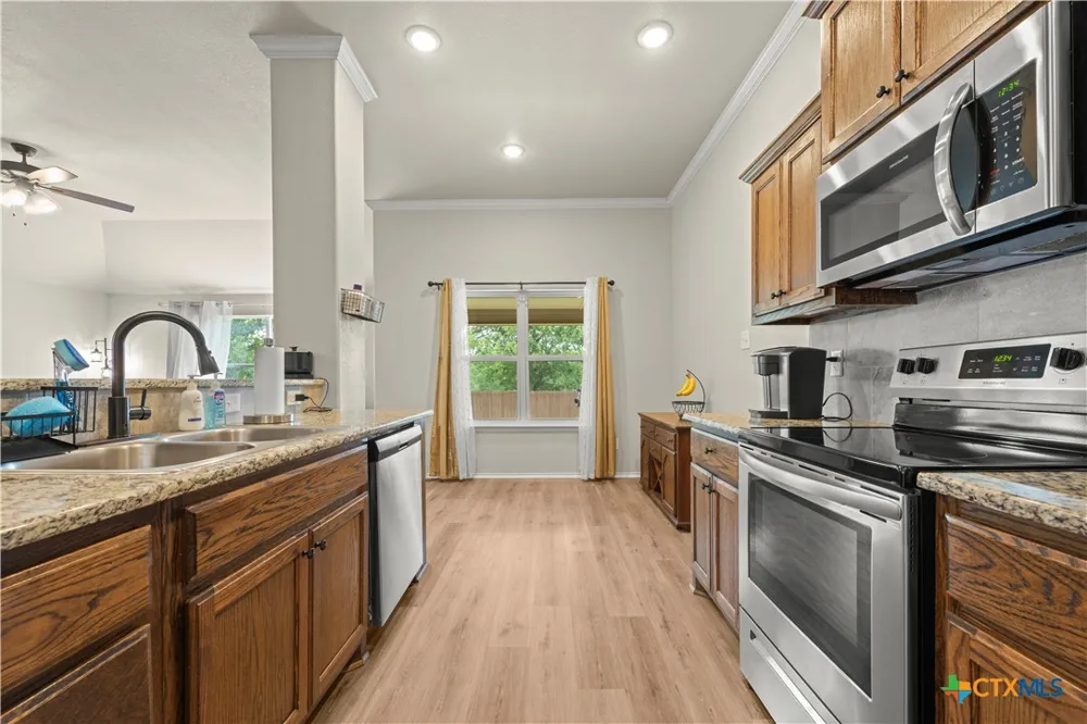 1703 Fossil Trail Belton, TX 76513
