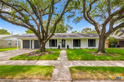2308 E Loma Vista Avenue