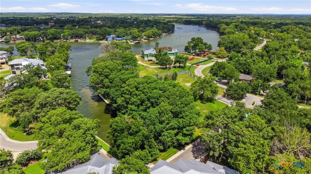 114 Cypress Way McQueeney, TX 78123