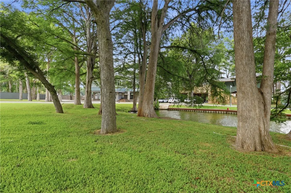 114 Cypress Way McQueeney, TX 78123
