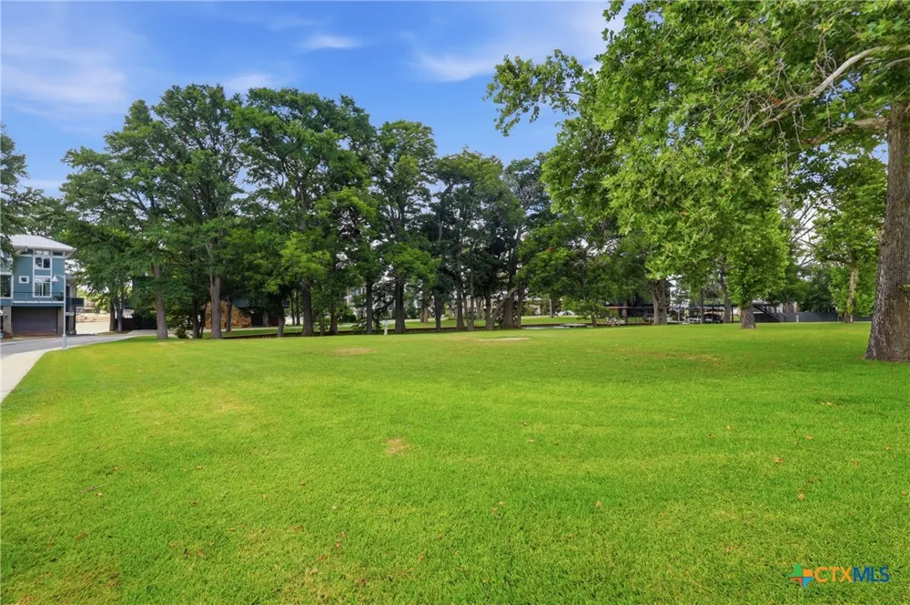114 Cypress Way McQueeney, TX 78123