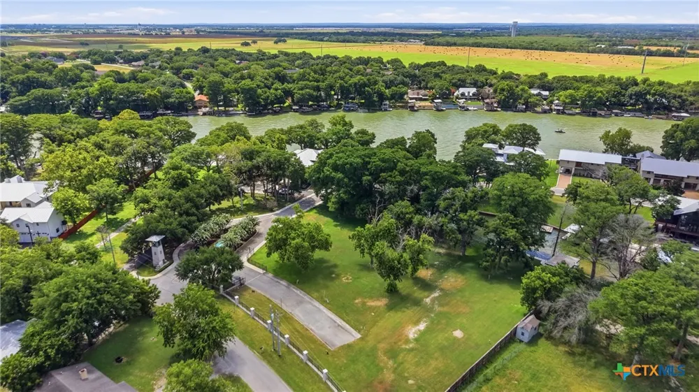 114 Cypress Way McQueeney, TX 78123