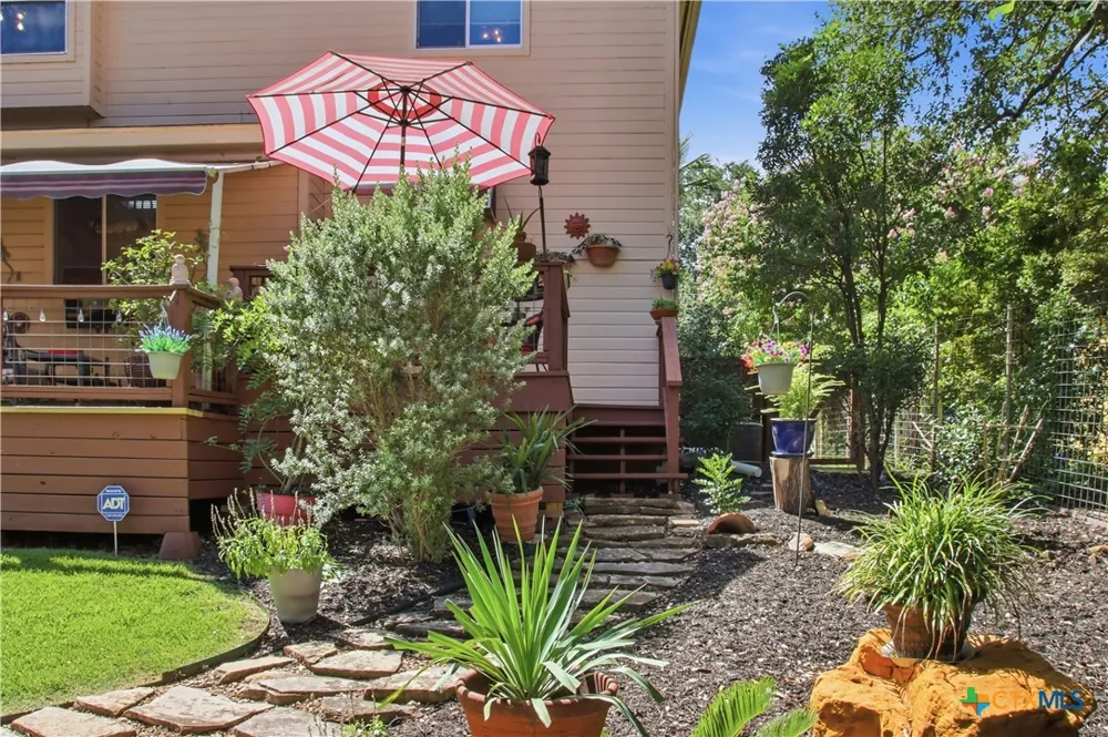 102 Elm Hill Court San Marcos, TX 78666