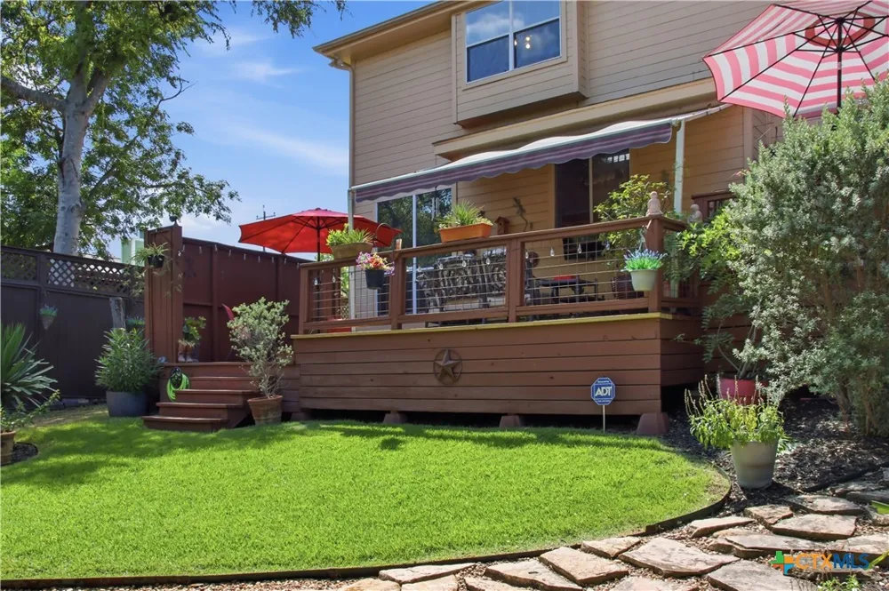 102 Elm Hill Court San Marcos, TX 78666