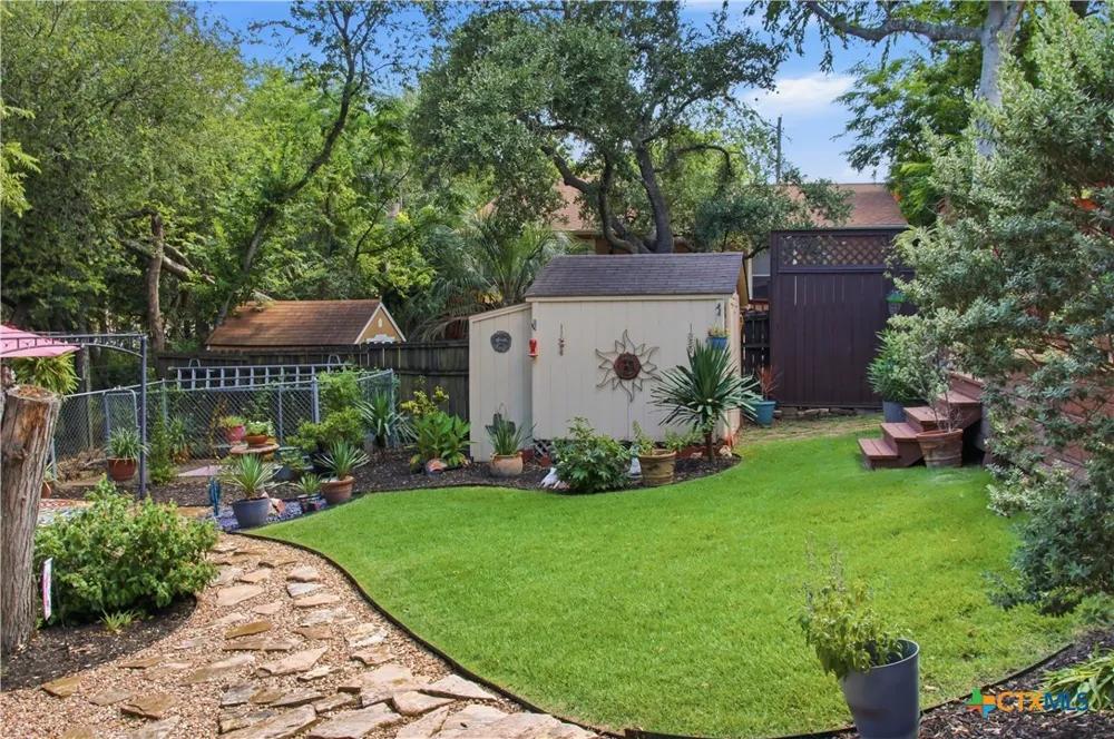 102 Elm Hill Court San Marcos, TX 78666