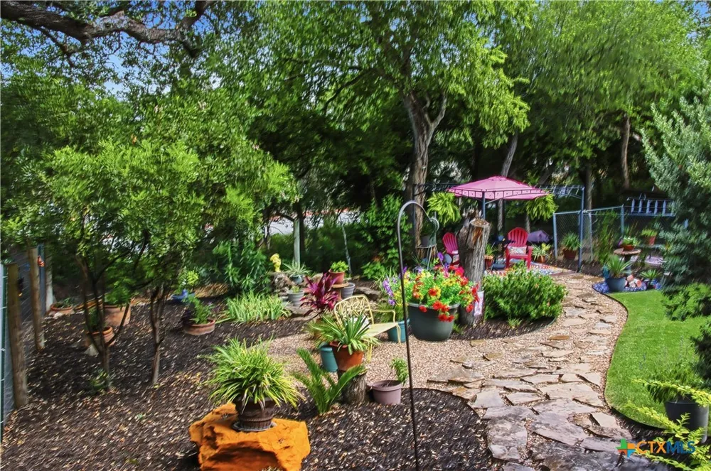 102 Elm Hill Court San Marcos, TX 78666