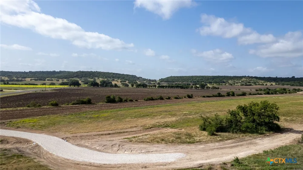 105 Fm-1047 Evant, TX 76880