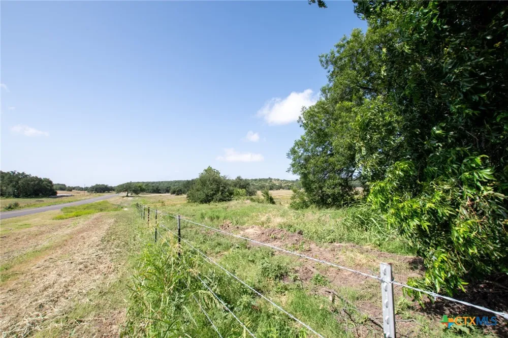 102 Fm-1047 Evant, TX 76880