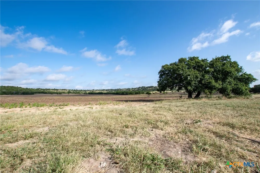 103 Fm-1047 Evant, TX 76880