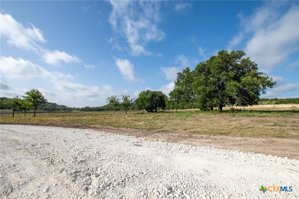 103 Fm-1047 Evant, TX 76880