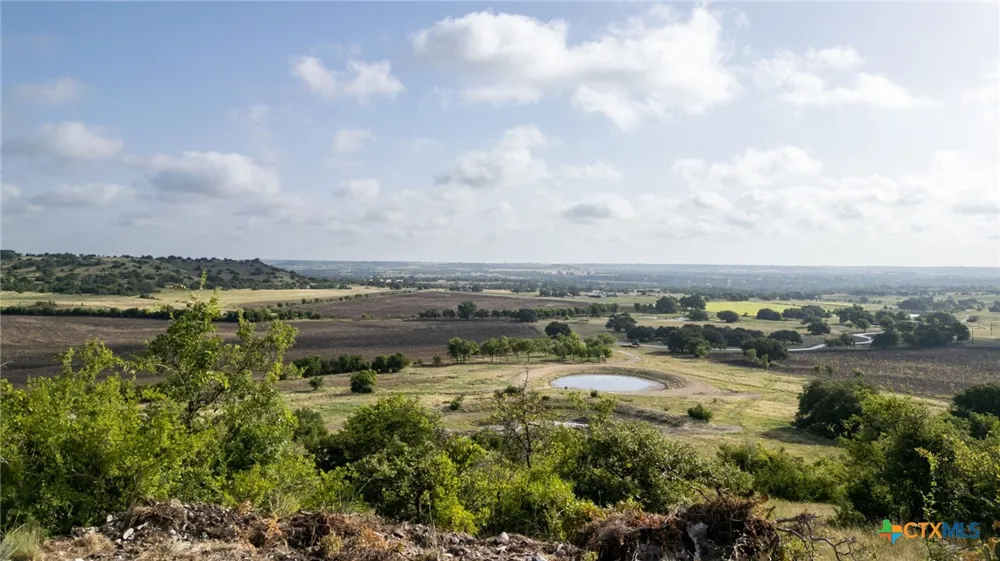 103 Fm-1047 Evant, TX 76880
