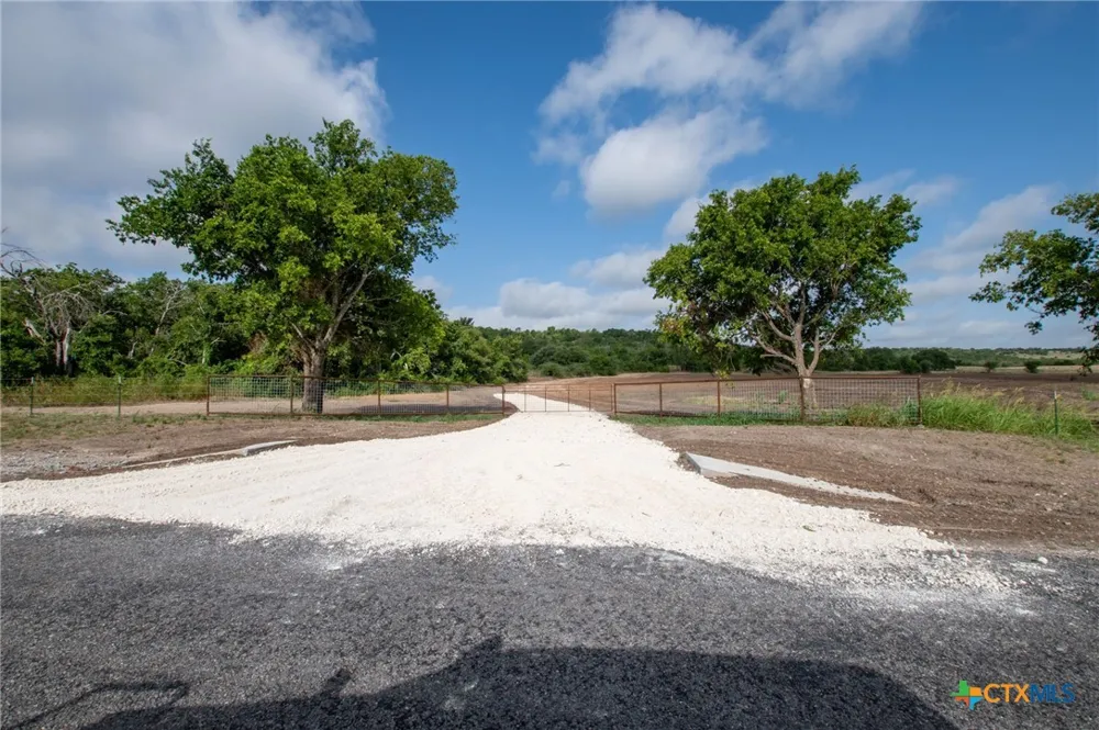 101 Fm-1047 Evant, TX 76880