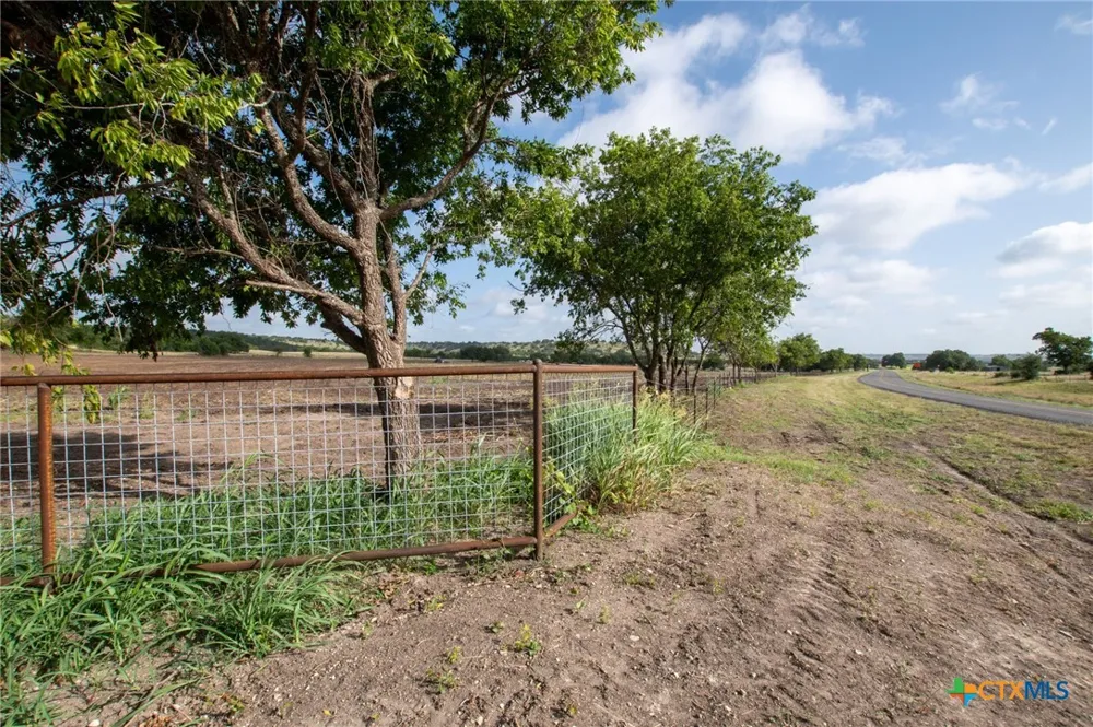 101 Fm-1047 Evant, TX 76880