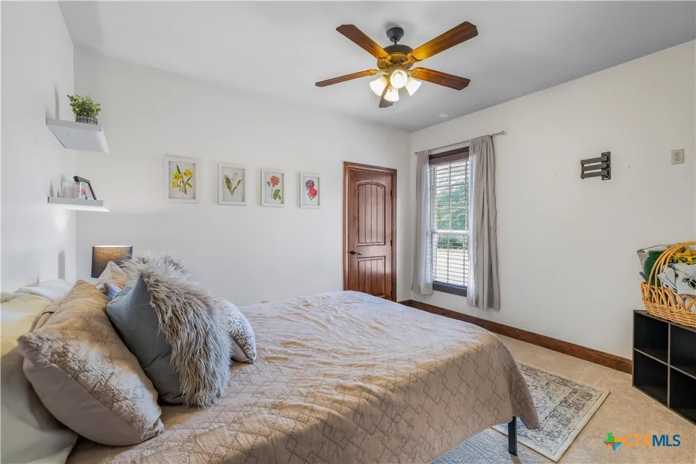 178 Juniper Trail Yoakum, TX 77995