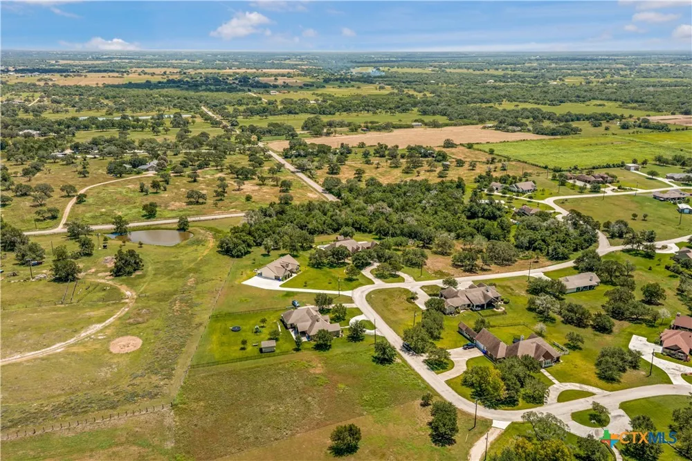 178 Juniper Trail Yoakum, TX 77995