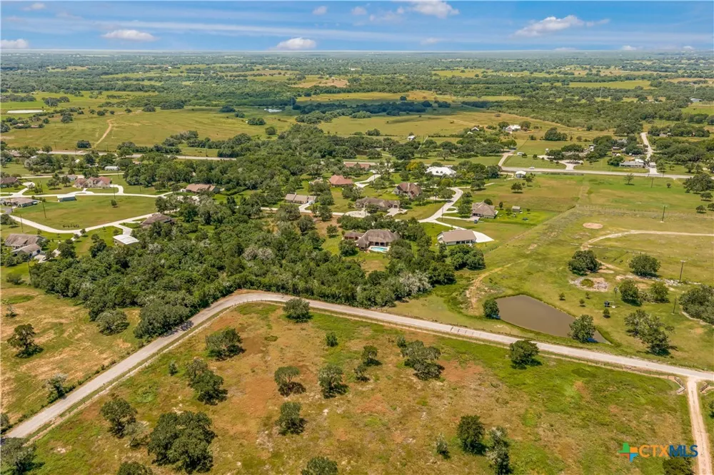 178 Juniper Trail Yoakum, TX 77995
