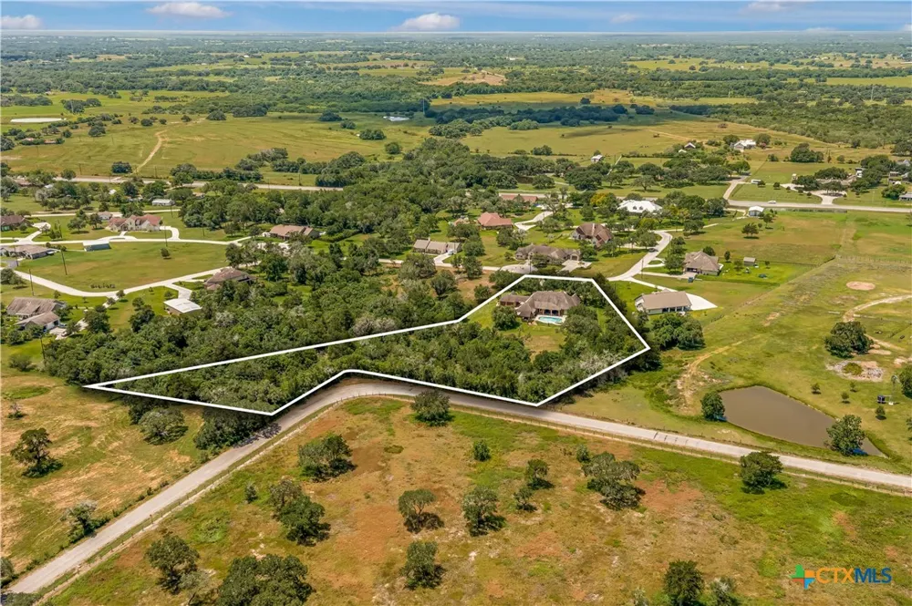 178 Juniper Trail Yoakum, TX 77995