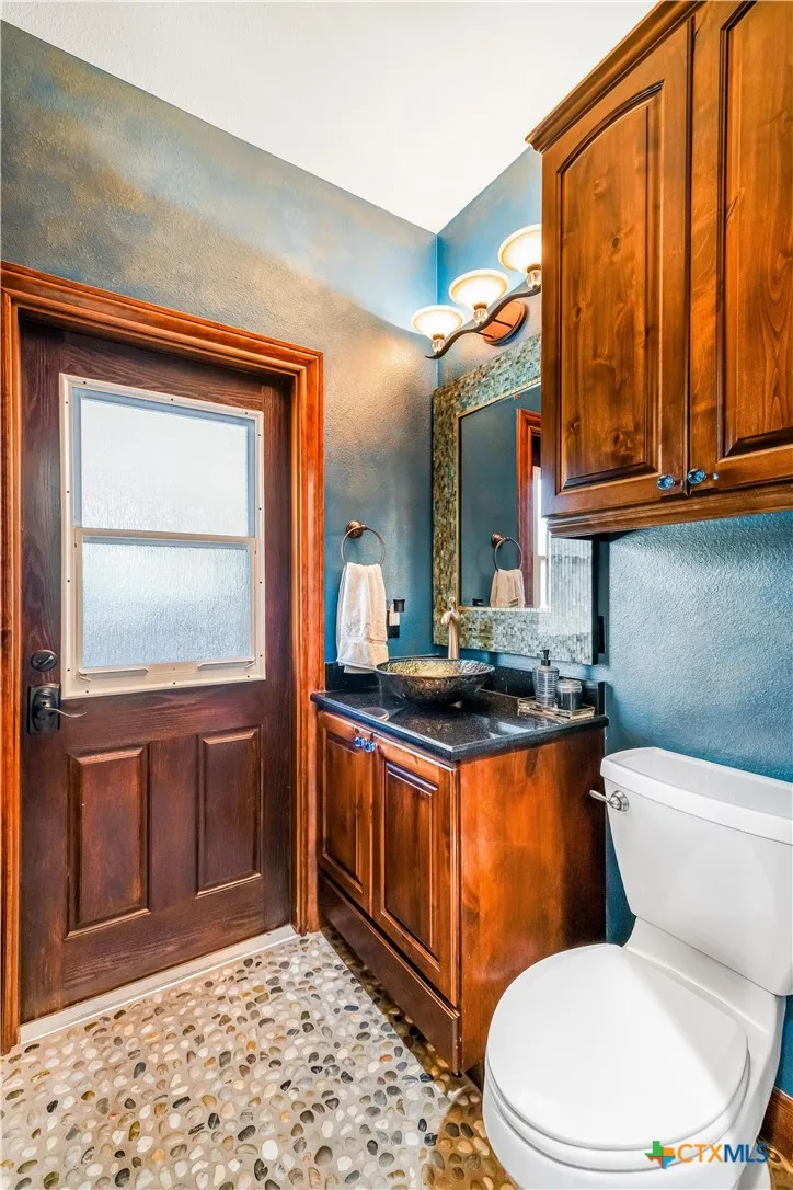 178 Juniper Trail Yoakum, TX 77995