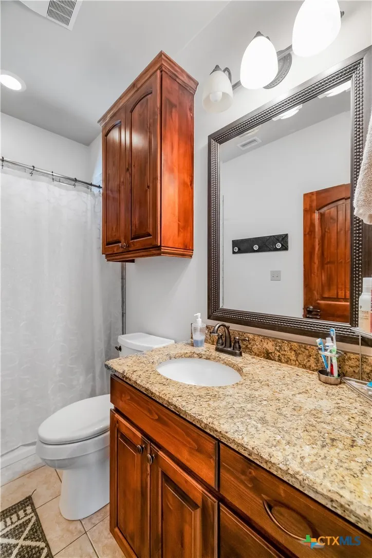 178 Juniper Trail Yoakum, TX 77995
