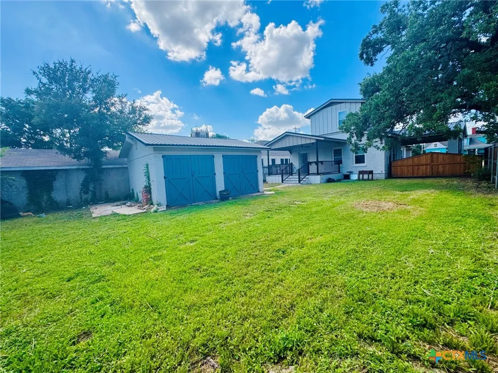 1012 E Main Street Gatesville, TX 76528