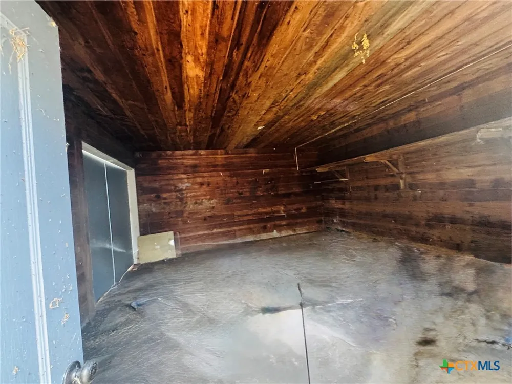 1012 E Main Street Gatesville, TX 76528