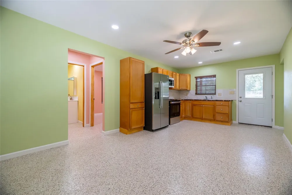 310 State Highway 150 #1 Coldspring, TX 77331
