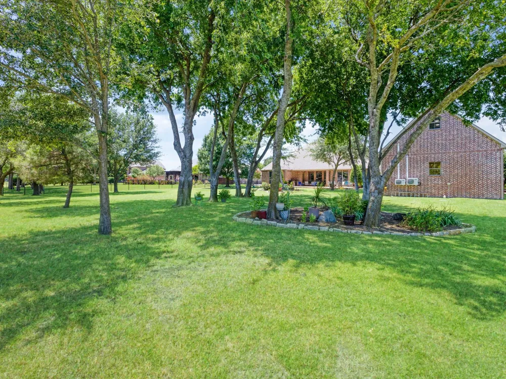 1820 Blue Forest Drive Prosper, TX 75078
