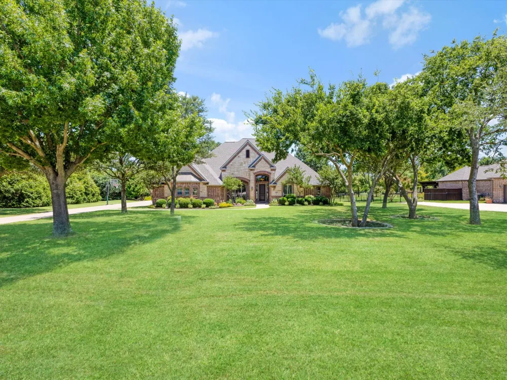 1820 Blue Forest Drive Prosper, TX 75078