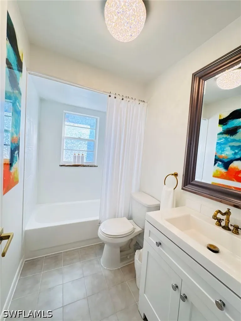 Caloosa Street Naples, FL 34112