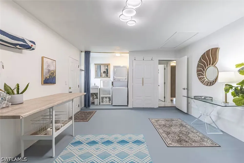 Caloosa Street Naples, FL 34112