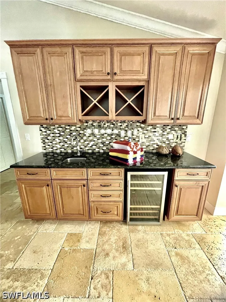 Kings Lake Boulevard Naples, FL 34112
