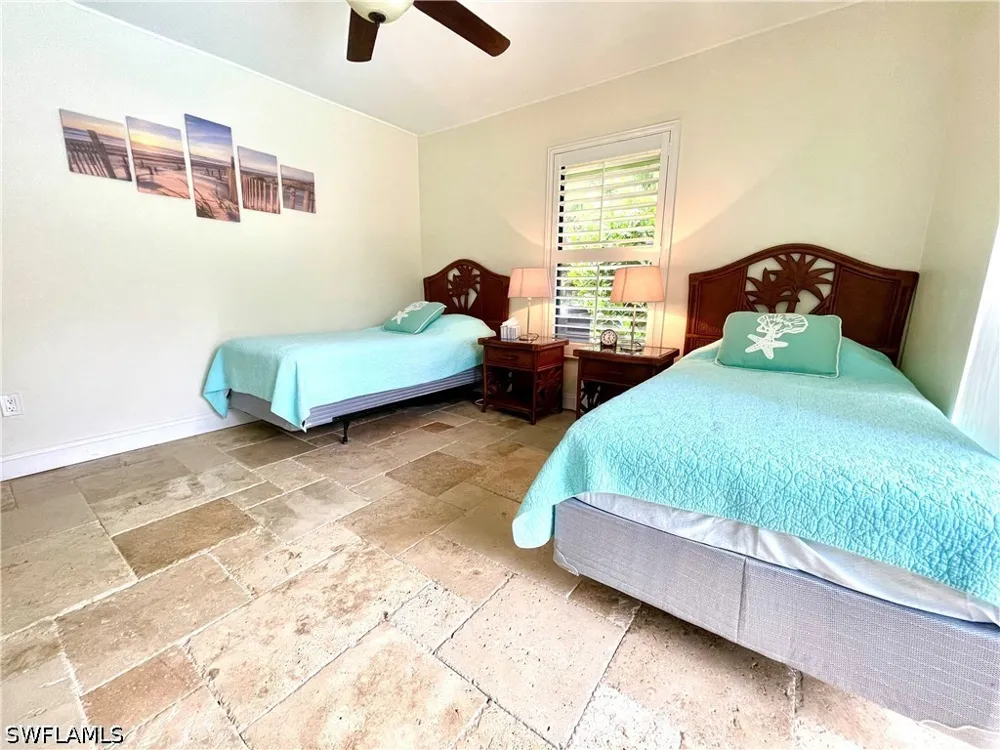 Kings Lake Boulevard Naples, FL 34112