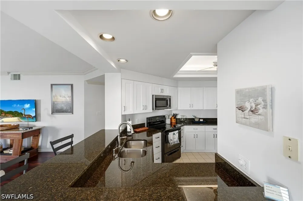 Bellerive Avenue #404 Naples, FL 34119