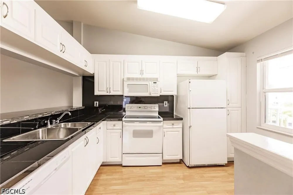 Lakewood Trace Court #201 Fort Myers, FL 33919