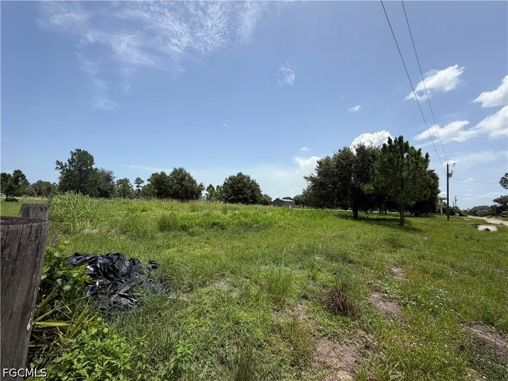 3rd Terrace Labelle, FL 33935