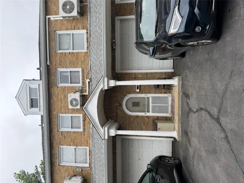 53 1st Street