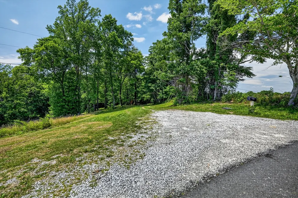 2926 Bryant Ridge Rd Baxter, TN 38544