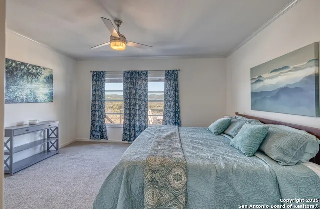 3049 Little Creek Rd Utopia, TX 78884