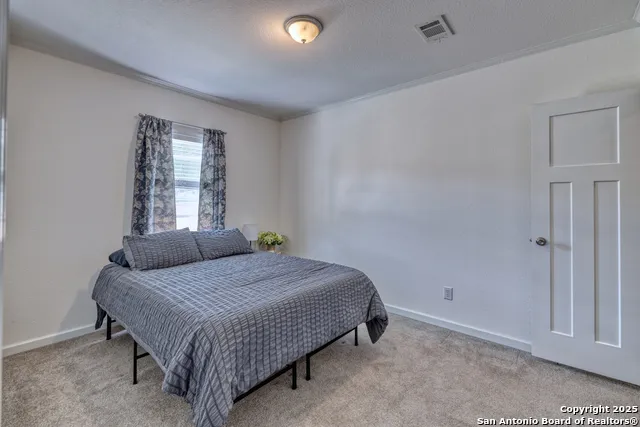3049 Little Creek Rd Utopia, TX 78884