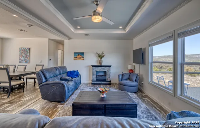 3049 Little Creek Rd Utopia, TX 78884