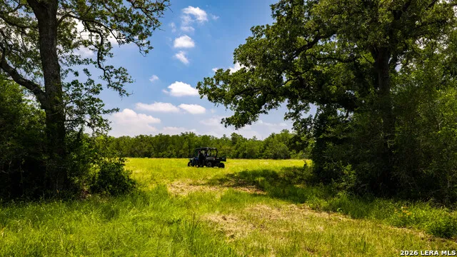 275 FM 1104 Kingsbury, TX 78638