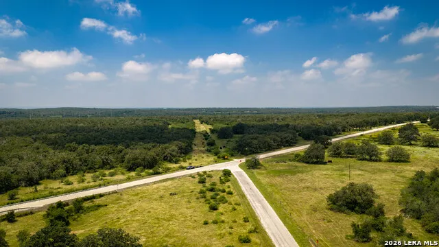 275 FM 1104 Kingsbury, TX 78638