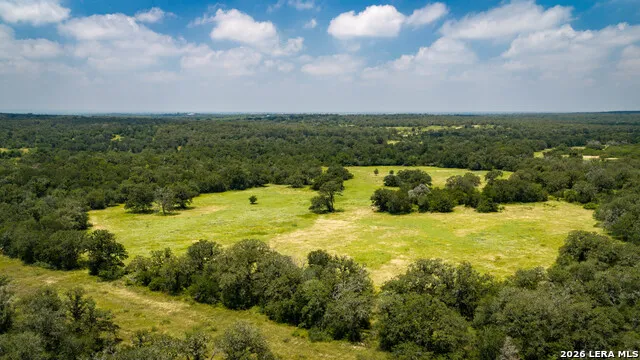275 FM 1104 Kingsbury, TX 78638