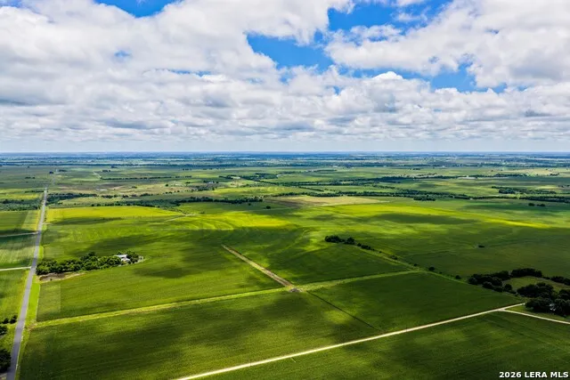 000 W COUNTY ROAD 301 Bartlett, TX 76511