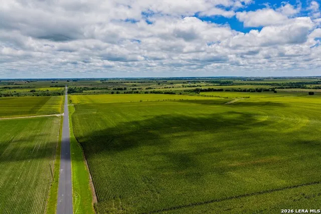 000 W COUNTY ROAD 301 Bartlett, TX 76511