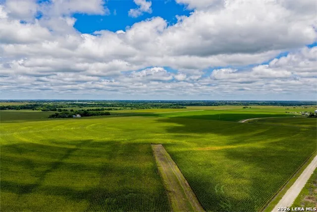 000 W COUNTY ROAD 301 Bartlett, TX 76511