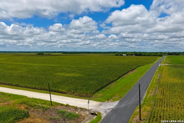 000 W COUNTY ROAD 301 Bartlett, TX 76511